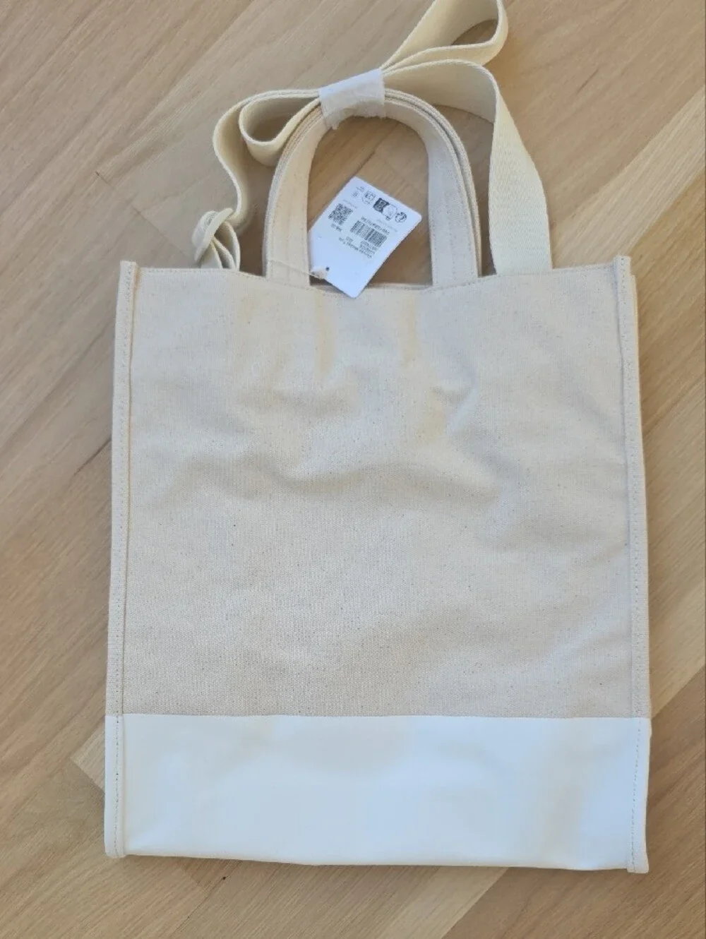 lululemon athletica Cream Canvas & White Bottom Tote